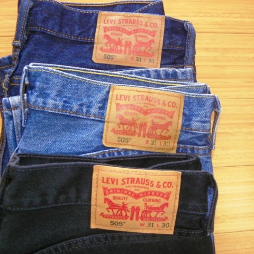 Men’s Levi’s Denim Jeans 31x30 style 505 3 pr.